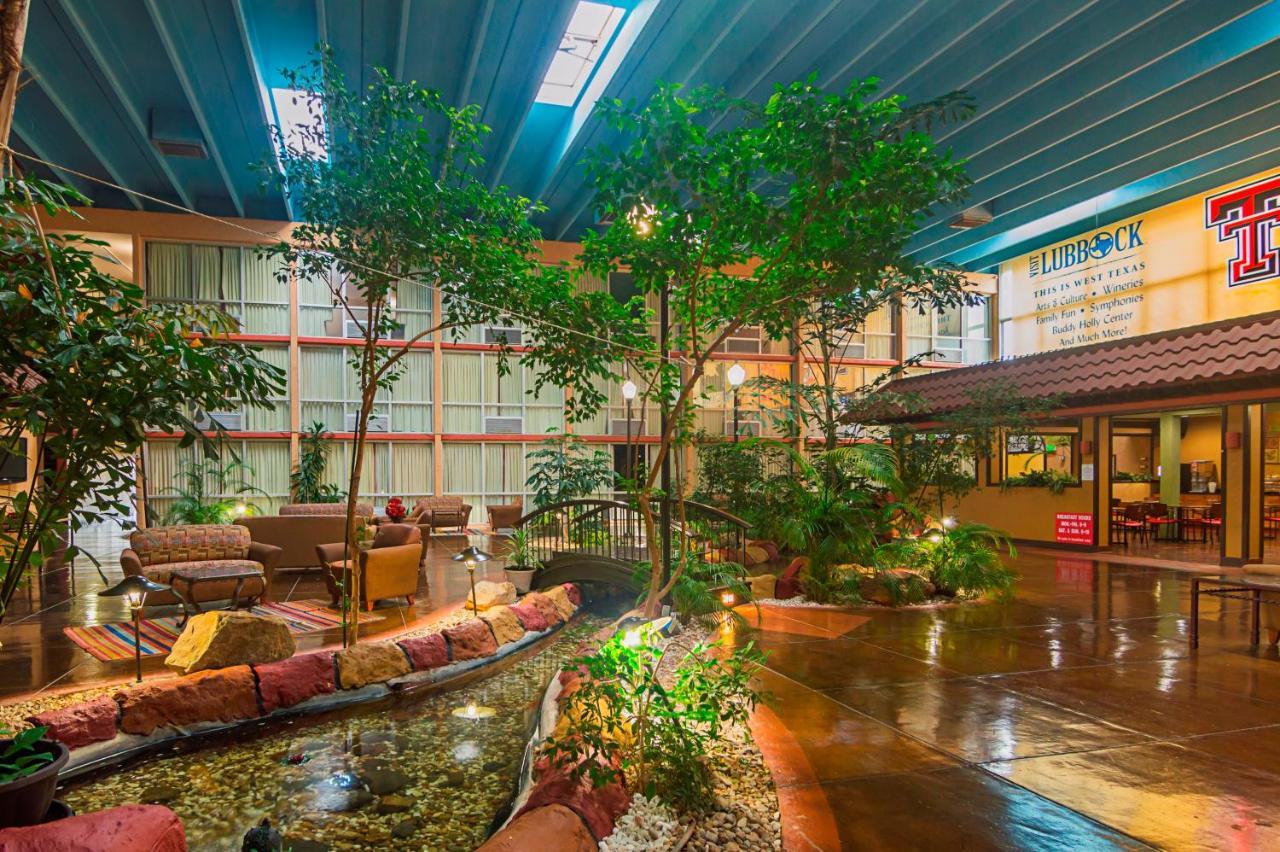 Red Roof Inn Lubbock Bagian luar foto