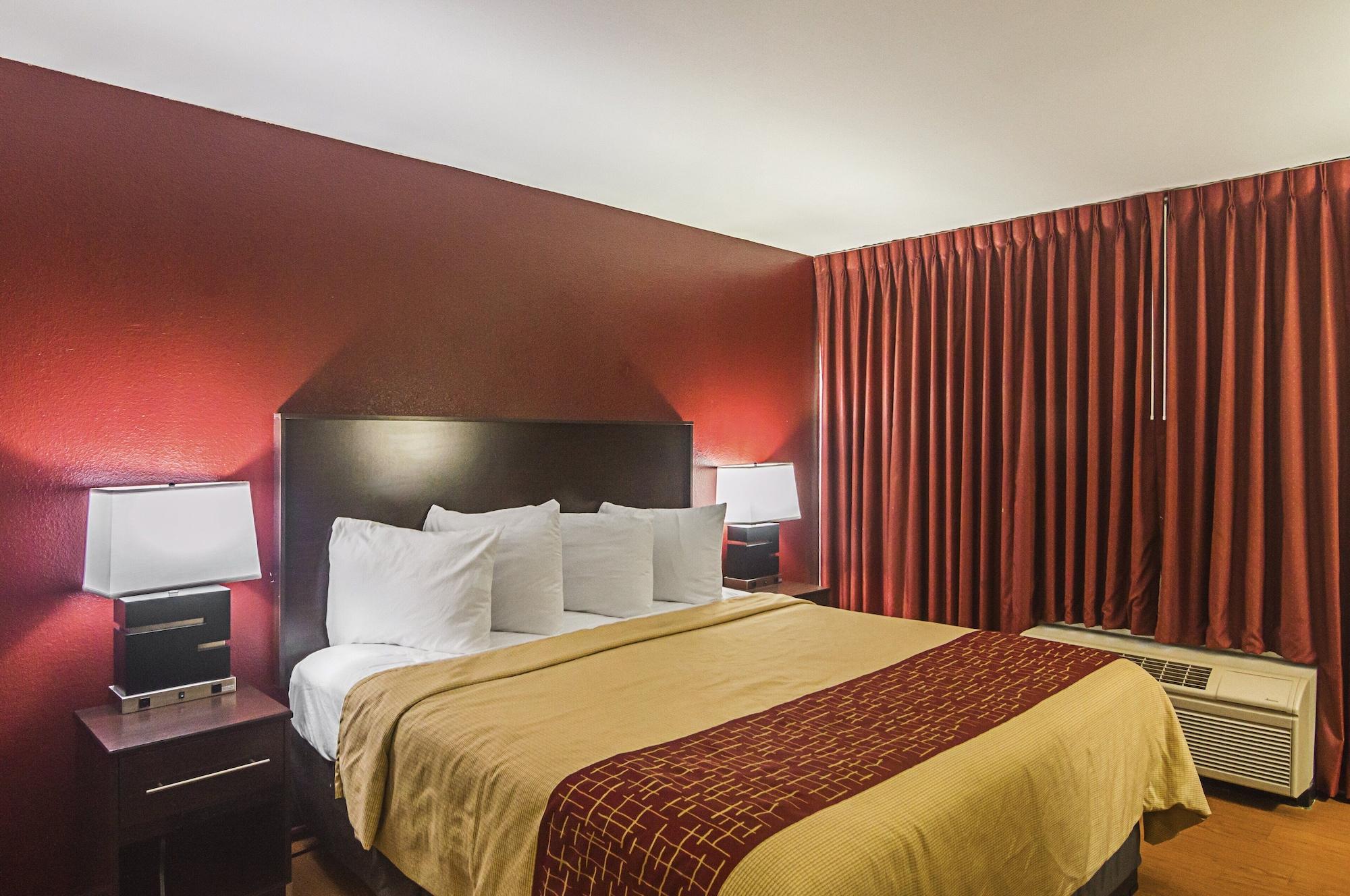 Red Roof Inn Lubbock Bagian luar foto