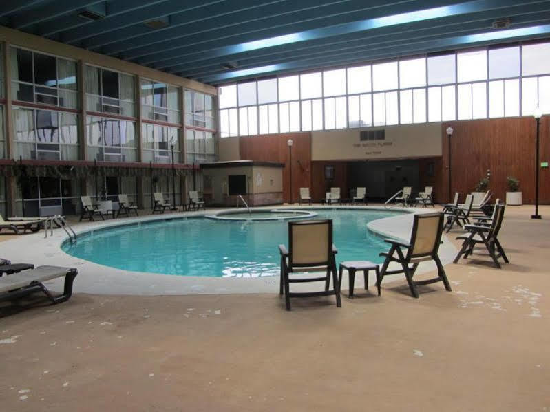 Red Roof Inn Lubbock Bagian luar foto